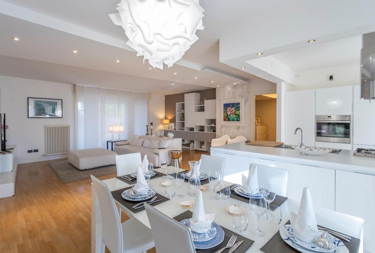 אודינה Teatro Nuovo Apartment With Free Parking מראה חיצוני תמונה
