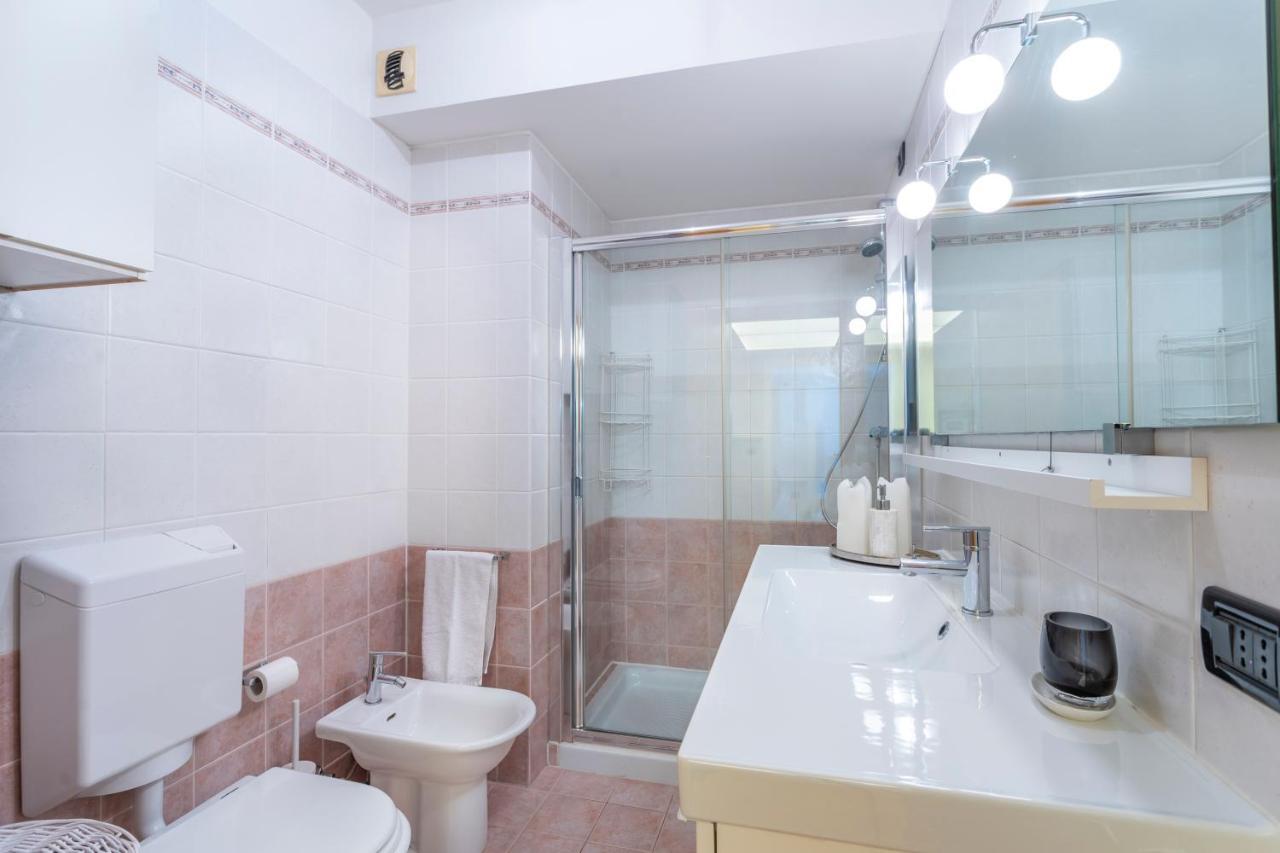 אודינה Teatro Nuovo Apartment With Free Parking מראה חיצוני תמונה